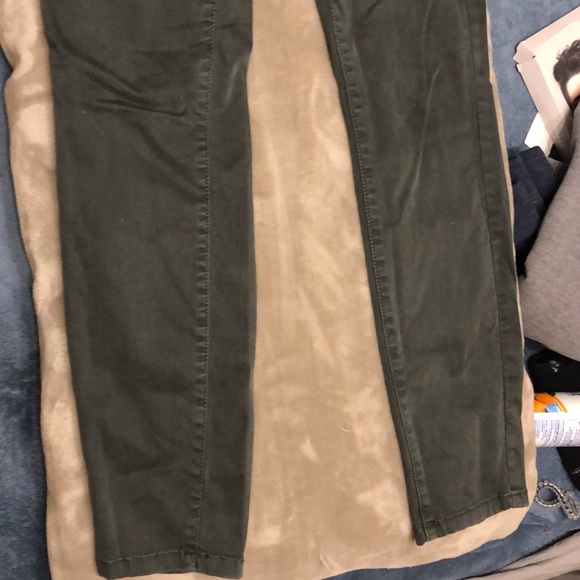 Jeans - Picture 2 of 3